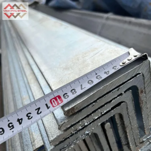 Sắt V100