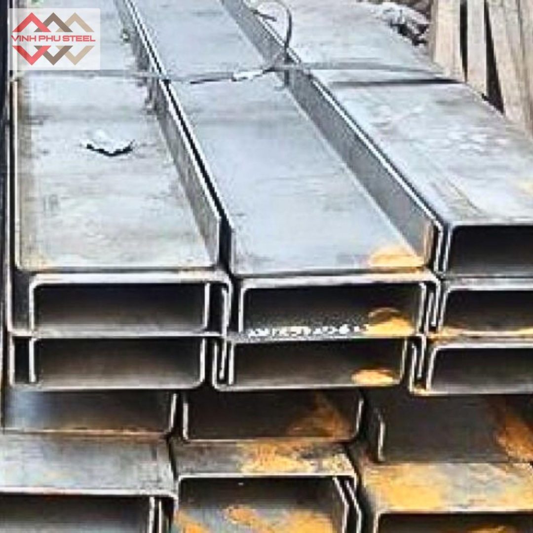 thép hình U380