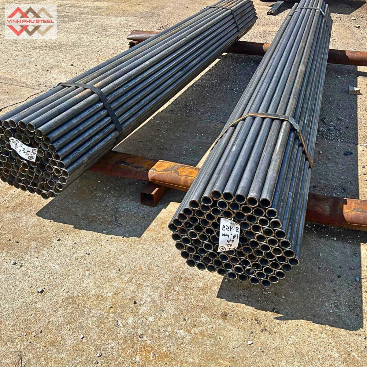 ống sắt tròn D16