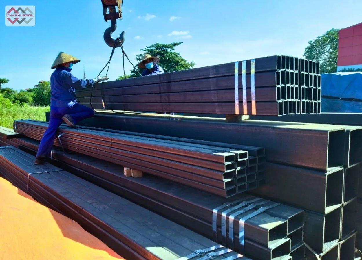 Xà gồ thép C200x65x20