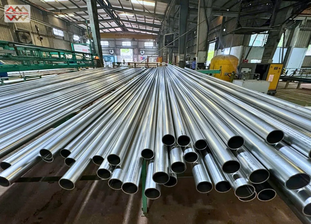 Thép ống inox 304, bề mặt BA