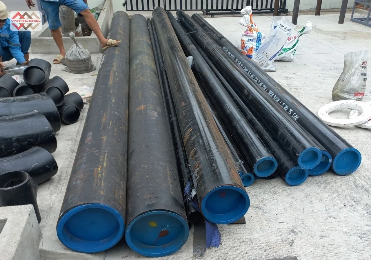 Ống sắt đen phi 610