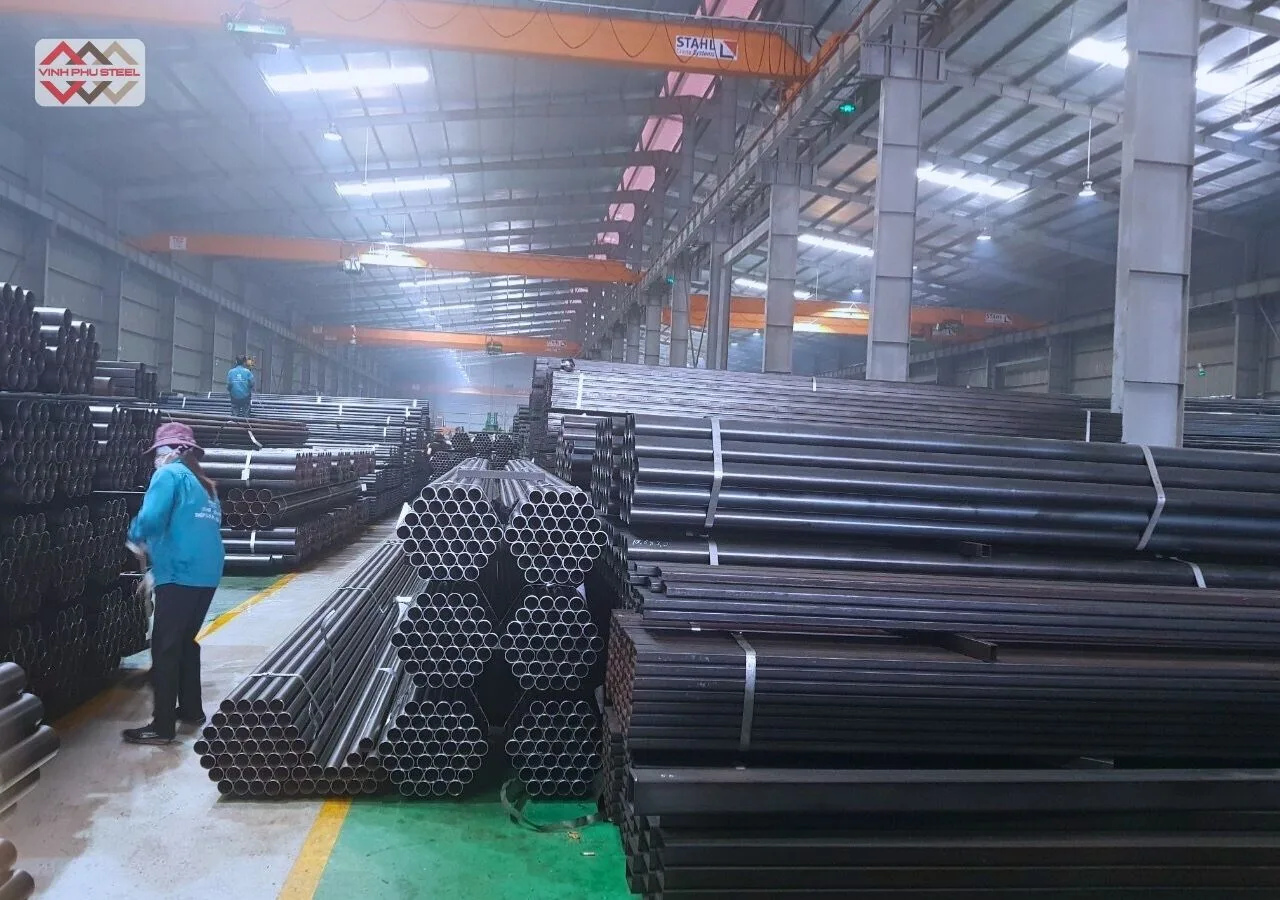 Ống sắt tròn đen phi 76 - D76