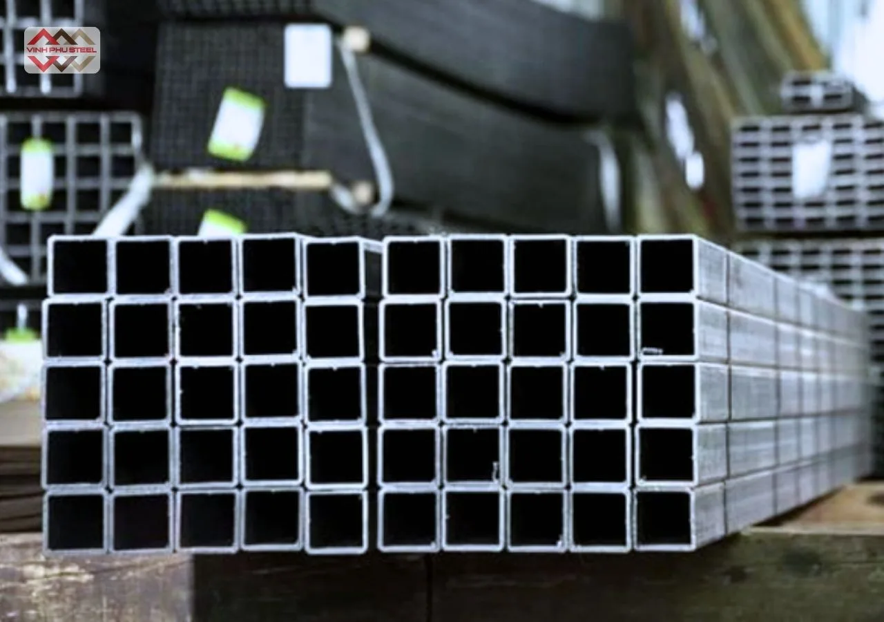 Thép hộp vuông 10x10 Hòa Phát