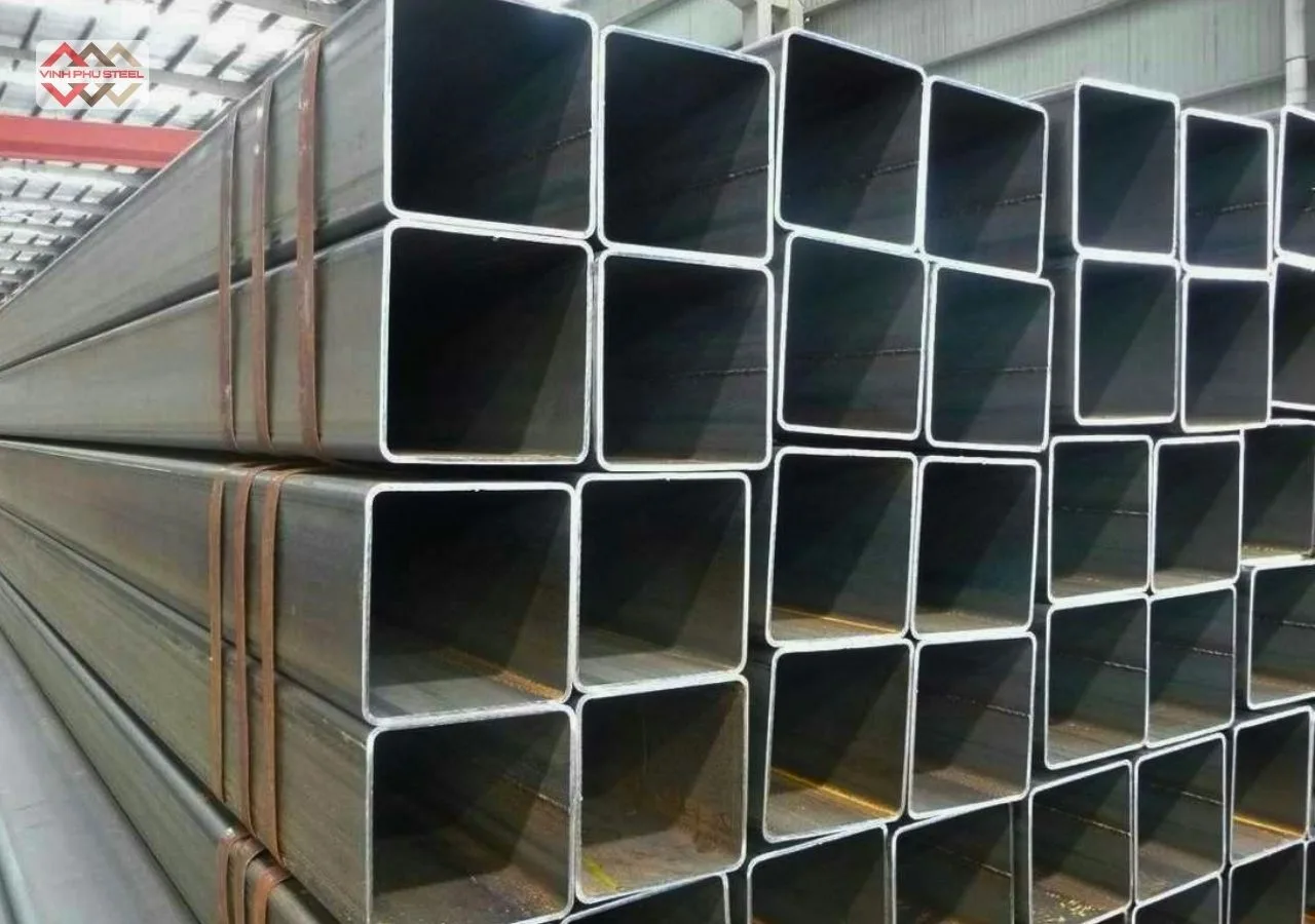 Thép hộp đen 300x300