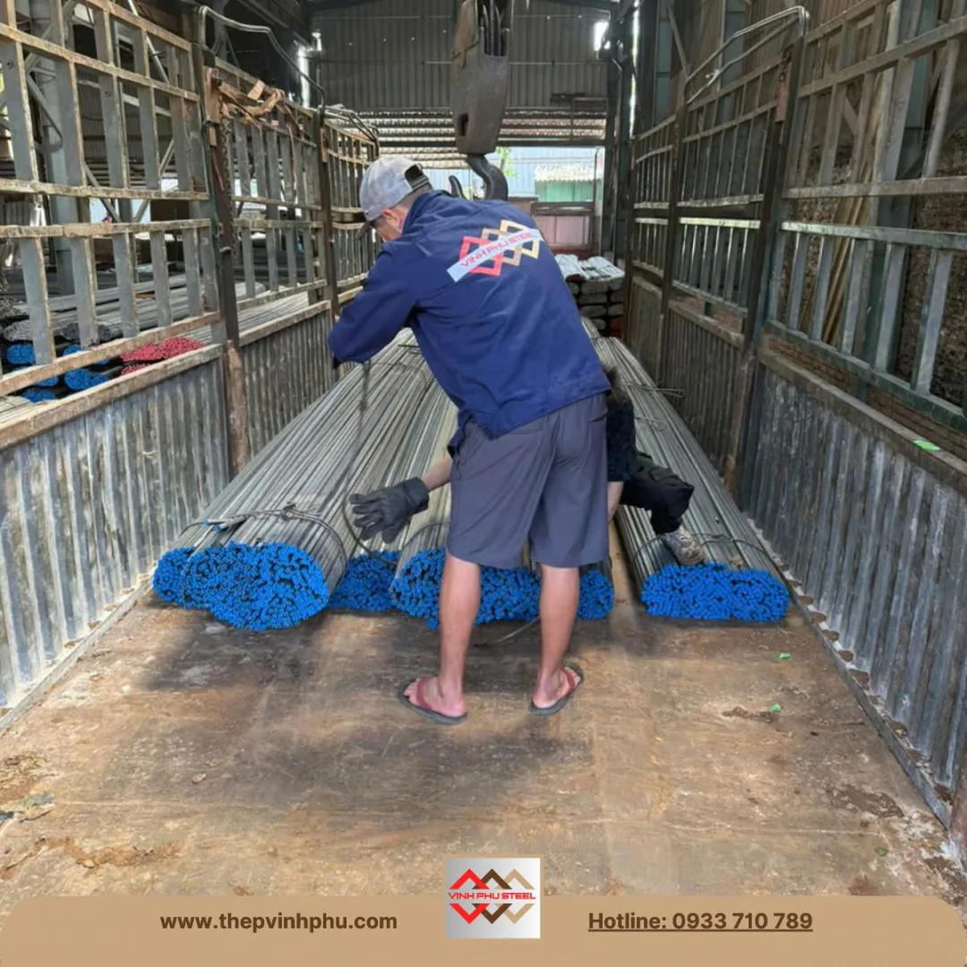 Sắt vuông đặc