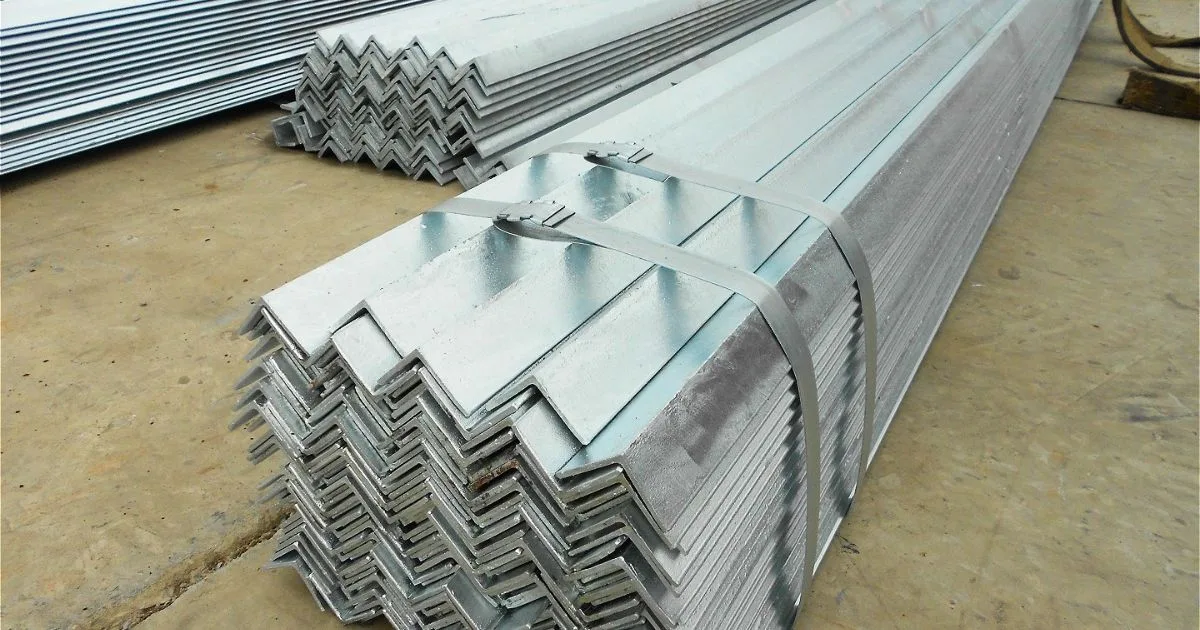 Thép V Hòa Phát nhúng nóng