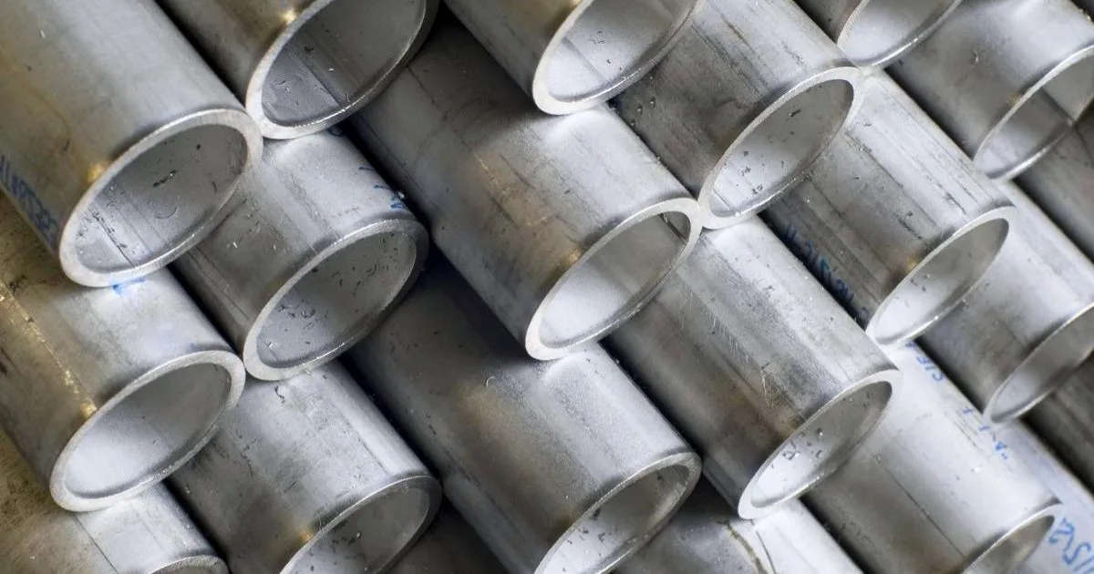 Ống thép đen Hòa Phát