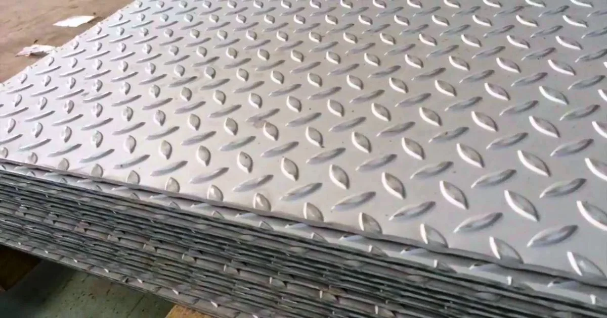 Tấm thép gân mạ kẽm