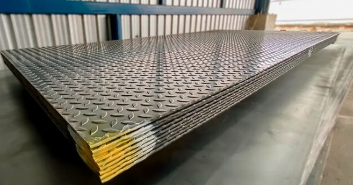 Thép tấm khổ cỡ lớn