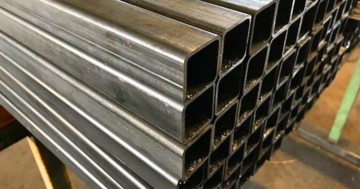 Thép hộp đen vuông