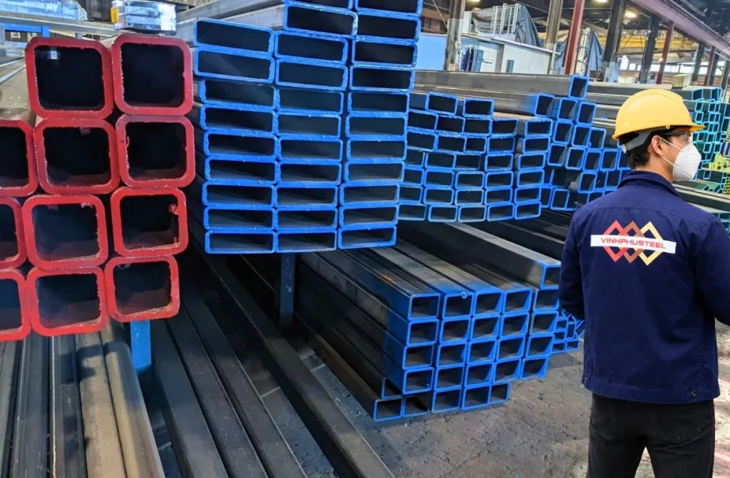 thép hộp chữ nhật cỡ lớn của Thép Vinh Phú