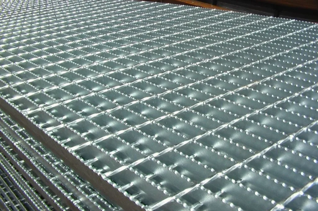 Tấm Sàn Grating Răng Cưa Chống Trượt