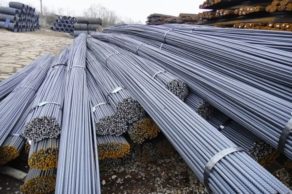 Kho hàng Sắt phi 8 luôn sẵn tại Thép Vinh Phú