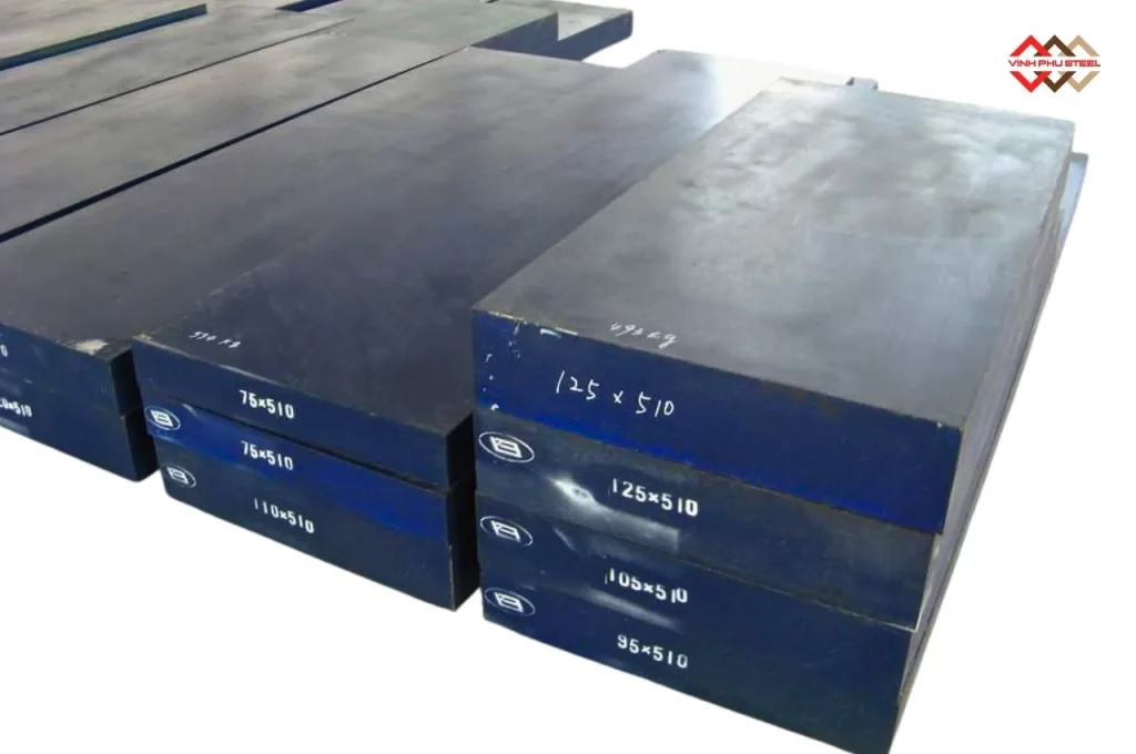 Thép SKD11 dạng tấm và tròn đặc phân phối bởi Thép Vinh Phú đạt tiêu chuẩn quốc tế.