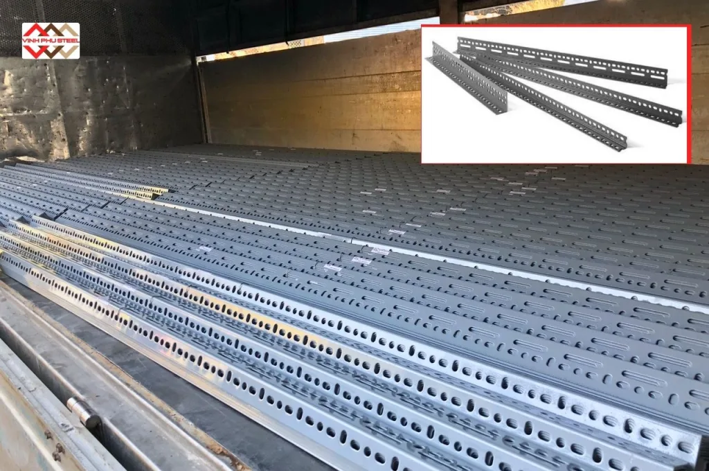 Thép V Lỗ Là Gì? Quy Cách, Báo Giá Mới Nhất & Ứng Dụng Thực Tế